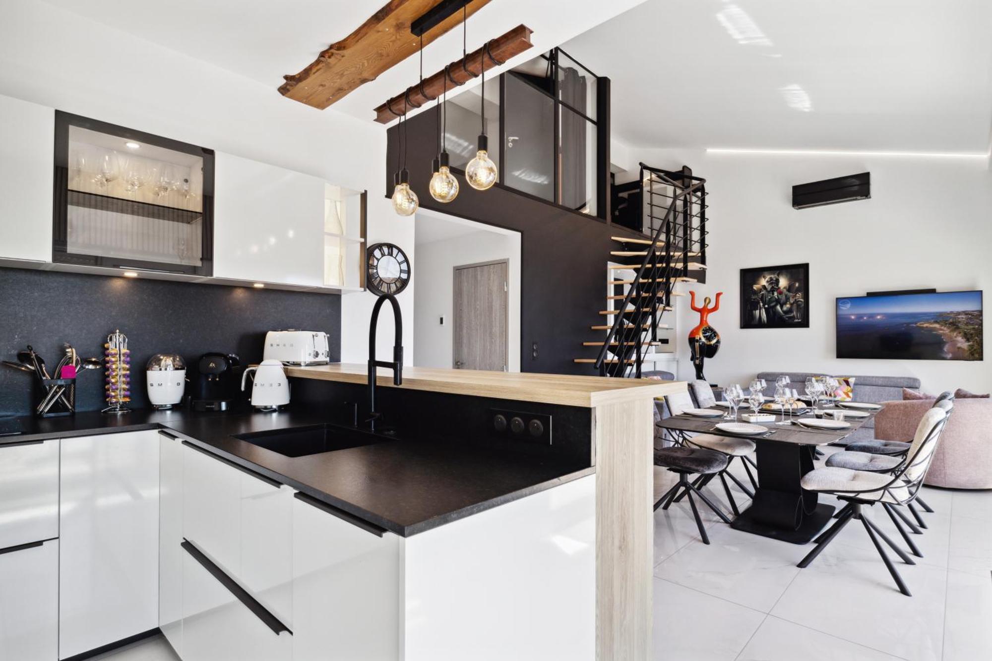 Duplex Villa Les Pins 89M2 Et Terrasse 30M2 Antibes Bagian luar foto