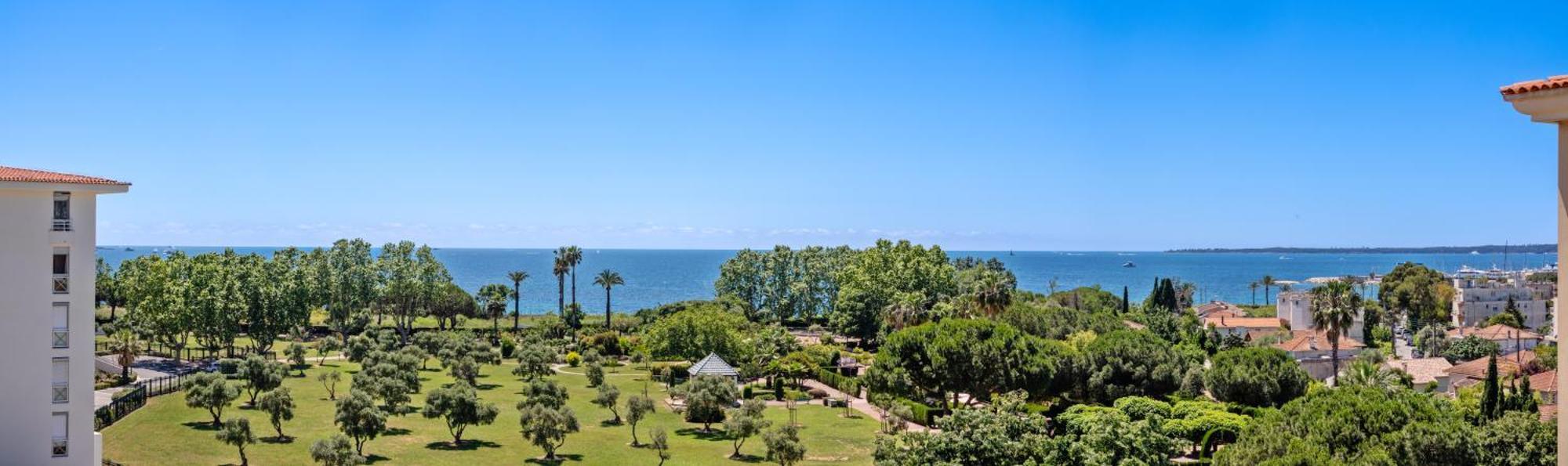 Duplex Villa Les Pins 89M2 Et Terrasse 30M2 Antibes Bagian luar foto