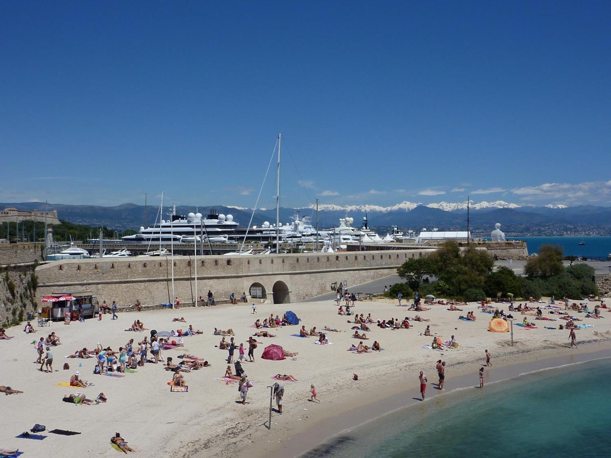 Duplex Villa Les Pins 89M2 Et Terrasse 30M2 Antibes Bagian luar foto